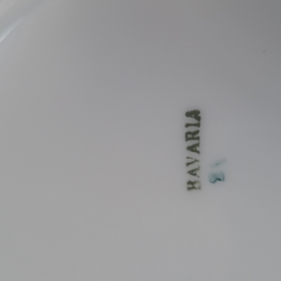 Vintage Bavarian Serving Bowl, white background with bouquets of purple violets! - Picture 2 of 6